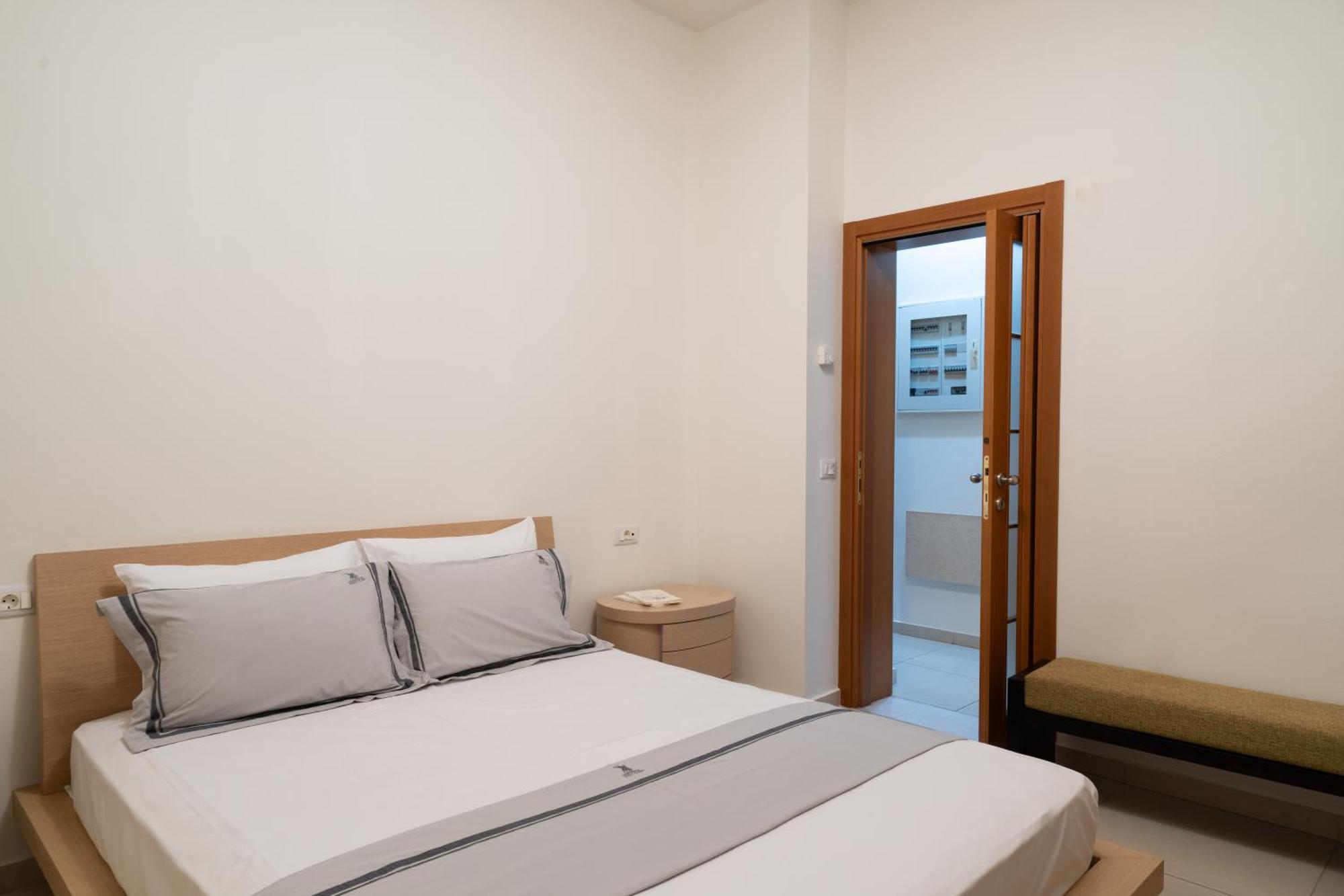 Central Seaview Heven Apartment In Фира Екстериор снимка